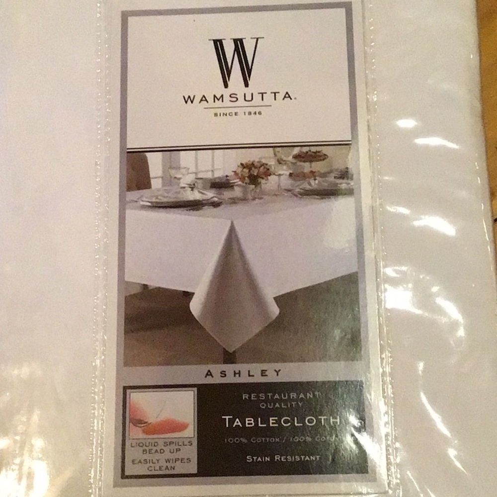 Stain resistant table cloth